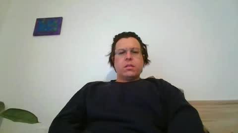 manncr online show from April 13, 7:03 am