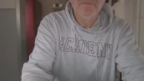 Snapshot of manngrossbite chatting on January 5, 3:13 pm manngrossbite online show from January 5, 3:13 pm