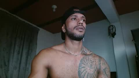 Manolo online show from November 8, 6:40 pm