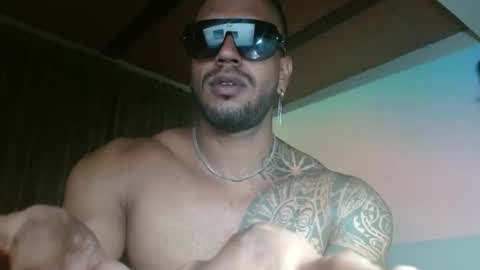 Manolo online show from February 17, 2:19 am