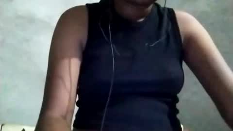 manreet_sen23 online show from September 14, 12:48 pm