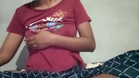 manreet_sen23 online show from September 16, 5:58 pm