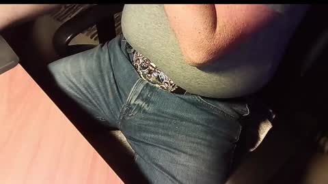 Snapshot of manswed chatting on December 6, 1:33 pm manswed online show from December 6, 1:33 pm