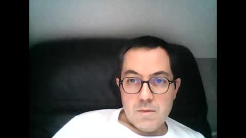 Snapshot of manu5933 chatting on January 30, 12:06 pm manu5933 online show from January 30, 12:06 pm