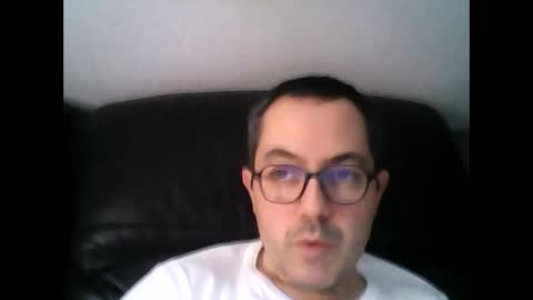 Snapshot of manu5933 chatting on February 11, 12:58 pm manu5933 online show from February 11, 12:58 pm