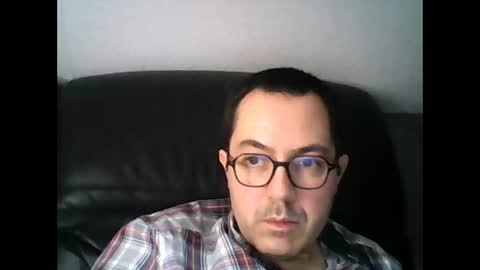 Snapshot of manu5933 chatting on February 25, 3:49 pm manu5933 online show from February 25, 3:49 pm