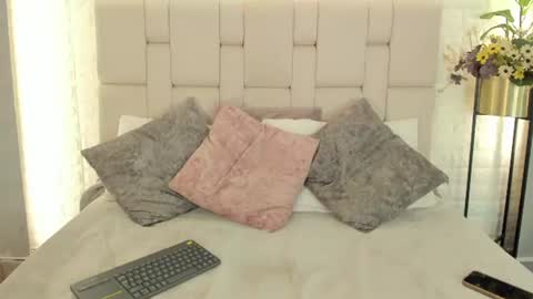 Snapshot of manu_fox_ chatting on July 18, 10:24 pm Manu online show from July 18, 10:24 pm