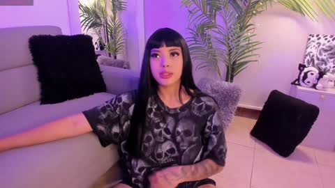 Snapshot of manu_velez_ chatting on December 29, 2:10 pm Manu Velez online show from December 29, 2:10 pm