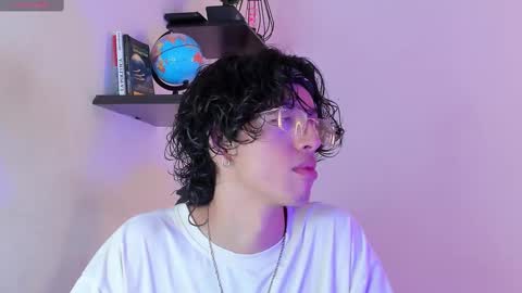 Manuel online show from September 21, 3:08 am