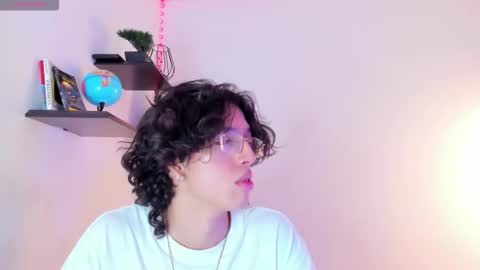 Manuel online show from October 6, 3:37 am