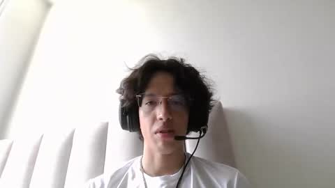 Manuel online show from March 4, 4:46 pm