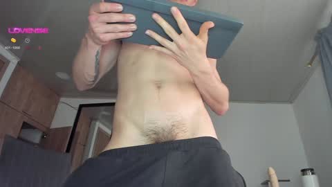 Snapshot of manucute_23_ chatting on December 15, 9:42 pm manucute 23 online show from December 15, 9:42 pm