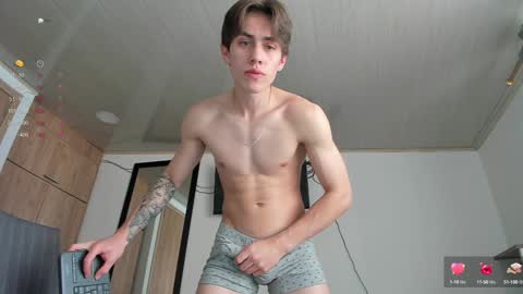 Snapshot of manucute_23_ chatting on December 18, 3:00 pm manucute 23 online show from December 18, 3:00 pm