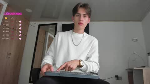 Snapshot of manucute_23_ chatting on March 9, 6:00 pm manucute 23 online show from March 9, 6:00 pm