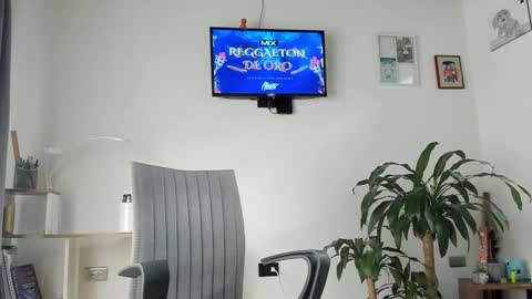 Snapshot of manucute_23_ chatting on September 24, 3:37 pm manucute 23 online show from September 24, 3:37 pm