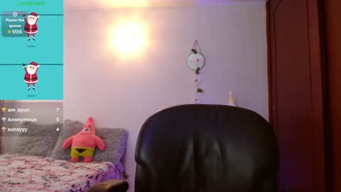 Angela online show from January 7, 2:41 pm
