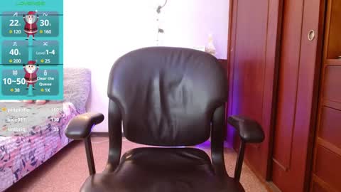 Angela online show from January 11, 2:25 pm