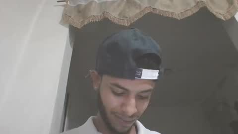 Snapshot of manuel444rl chatting on February 4, 11:27 pm Manuel RL online show from February 4, 11:27 pm