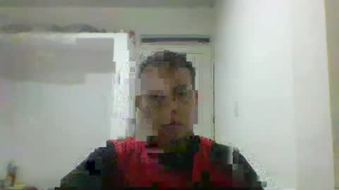 Snapshot of manuel9810 chatting on December 3, 2:47 am manuel9810 online show from December 3, 2:47 am