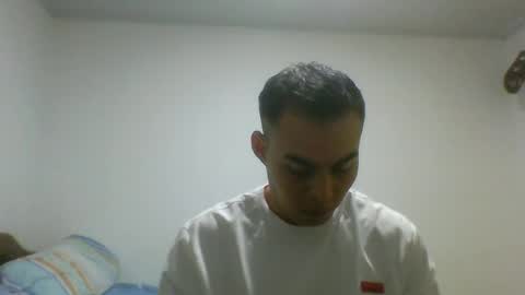 Snapshot of manuel9810 chatting on December 26, 3:16 am manuel9810 online show from December 26, 3:16 am