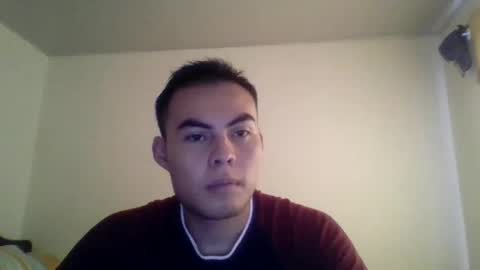 Snapshot of manuel9810 chatting on January 5, 8:52 pm manuel9810 online show from January 5, 8:52 pm