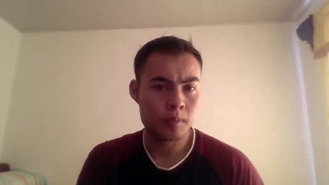 Snapshot of manuel9810 chatting on January 6, 3:19 pm manuel9810 online show from January 6, 3:19 pm