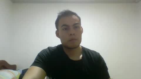 Snapshot of manuel9810 chatting on January 20, 2:32 am manuel9810 online show from January 20, 2:32 am