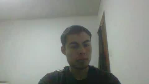 Snapshot of manuel9810 chatting on November 9, 3:27 am manuel9810 online show from November 9, 3:27 am