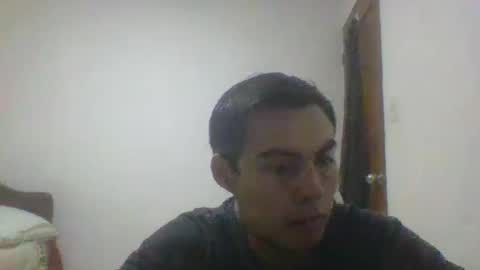 Snapshot of manuel9810 chatting on November 18, 2:06 am manuel9810 online show from November 18, 2:06 am