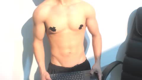 Snapshot of manuel_fpg chatting on September 18, 9:39 pm Manuel online show from September 18, 9:39 pm