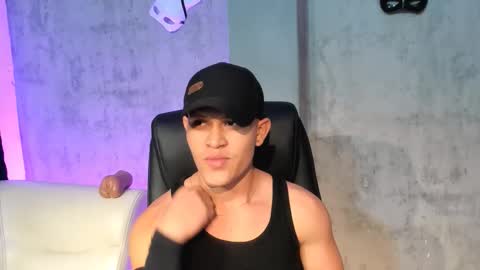 Snapshot of manuel_fpg chatting on October 4, 9:24 pm Manuel online show from October 4, 9:24 pm