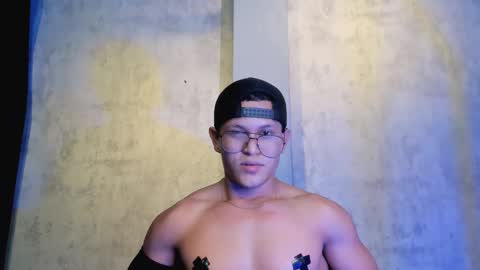 Snapshot of manuel_fpg chatting on October 10, 1:15 am Manuel online show from October 10, 1:15 am