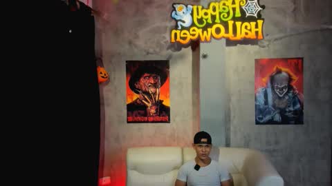 Snapshot of manuel_fpg chatting on October 13, 12:43 am Manuel online show from October 13, 12:43 am