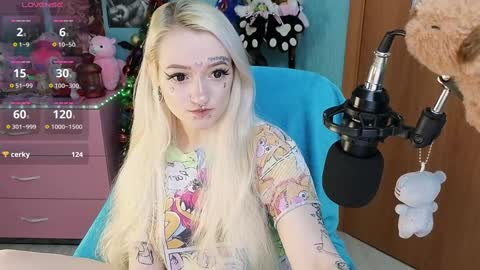 Manuela online show from December 13, 11:17 pm