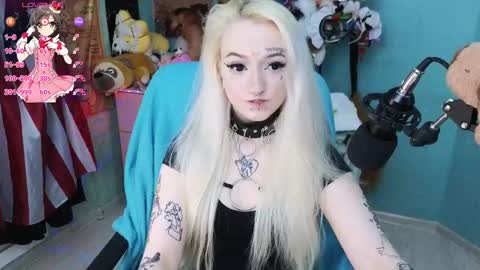 Manuela online show from February 25, 3:16 pm