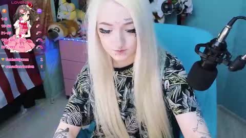 Manuela online show from February 26, 3:41 pm