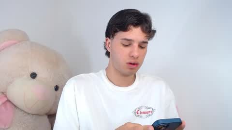 Manuel online show from May 9, 7:08 pm