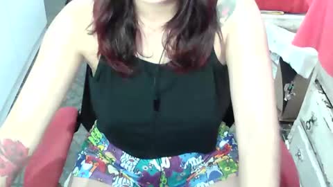 Snapshot of manuescarlate13 chatting on March 26, 2:39 am Manu Escarlate online show from March 26, 2:39 am