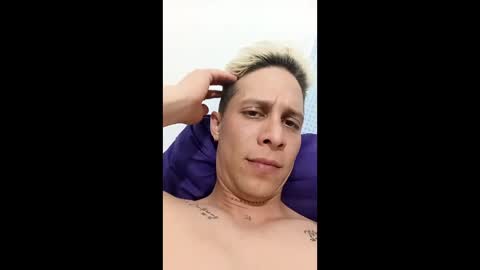 manufuego1 online show from May 4, 1:56 am