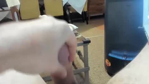 Snapshot of manumanu8585 chatting on February 20, 9:10 am manumanu8585 online show from February 20, 9:10 am