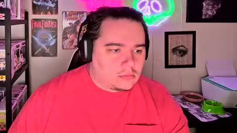 Snapshot of manyfacese chatting on January 7, 6:38 am kyle online show from January 7, 6:38 am