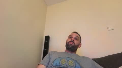 manynaaamess online show from October 26, 7:09 pm