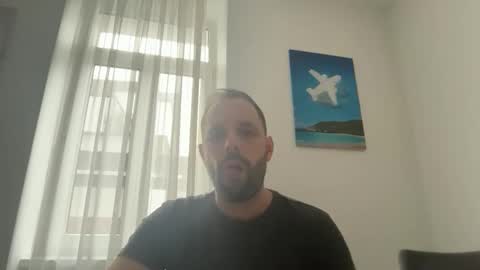 manynaaamess online show from October 30, 1:23 pm