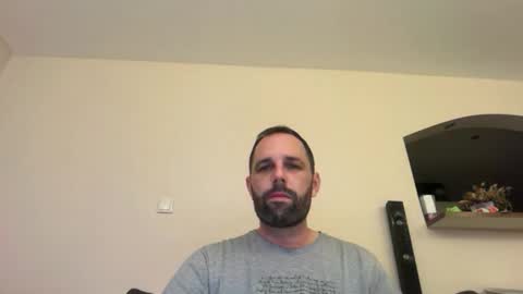 manynaaamess online show from November 18, 4:44 pm