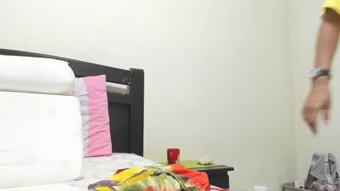 Mara online show from September 18, 3:14 pm