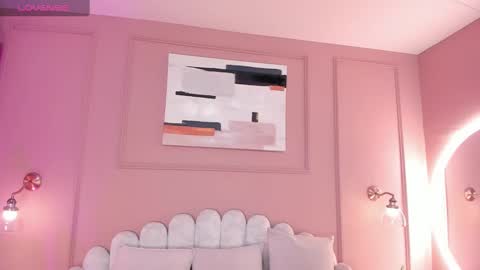 Mara  online show from September 18, 6:21 pm