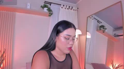 Mara  online show from March 4, 6:58 pm