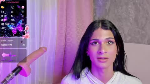 Mara online show from December 14, 11:23 pm