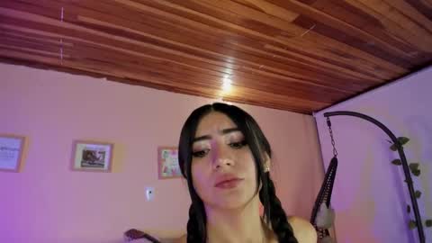 Snapshot of mara_jackson_ chatting on December 19, 9:44 pm MARA online show from December 19, 9:44 pm