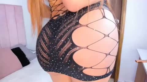 Mara  online show from December 31, 6:57 pm